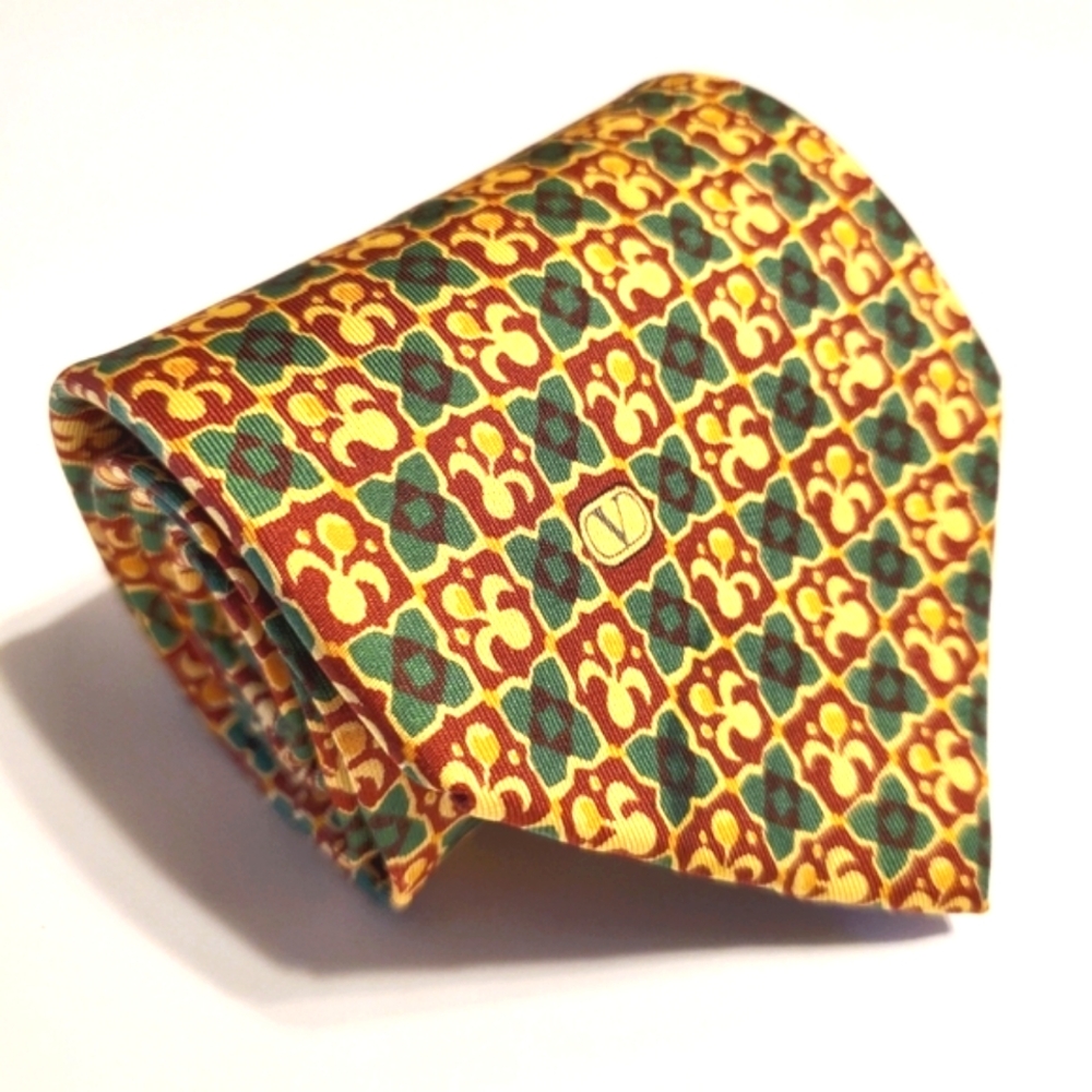 Valentino Necktie Green & Gold Geometric Pattern Silk Neck Tie 56x3.75"